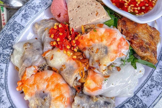 Committed Non-Touristy Saigon Street Food Tour By Scooters/Car - Nguyen Thien Thuat apartment buildings: old Saigon at street level