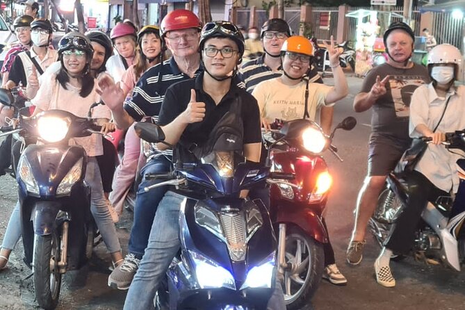 Da Nang by Night from Hoi An: Seafood dinner, night market and cruise trip - A practical stop at Da Nang night market