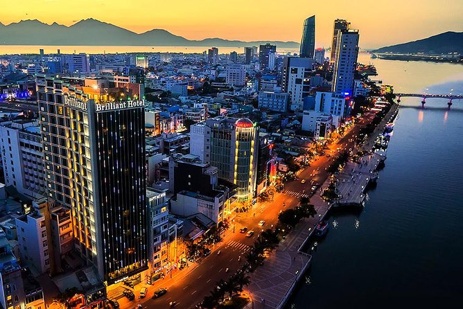 Da Nang By Night: Seafood dinner, night market and cruise trip - What the $39 price really covers