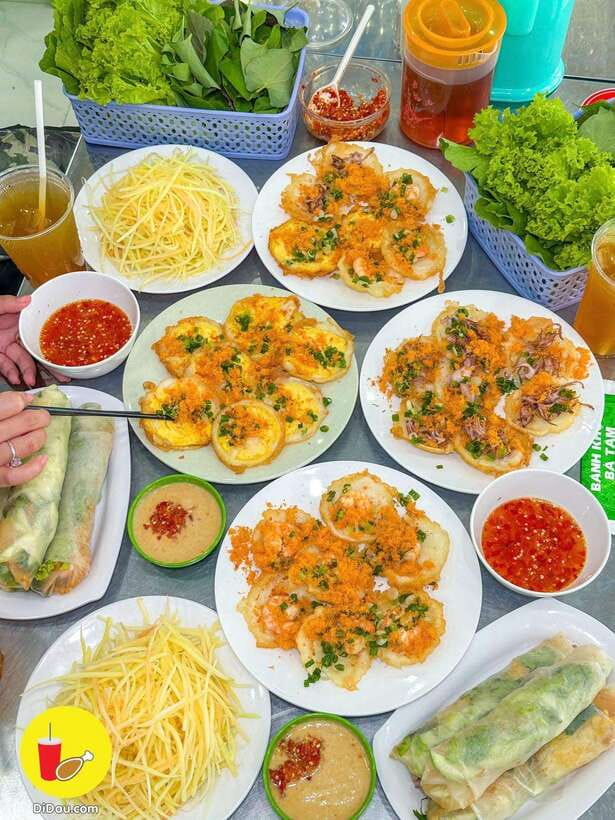 Da Nang City Sightseeing & Street Food Full Day Private Tour - Marble Mountains and the shadows of Am Phu Cave