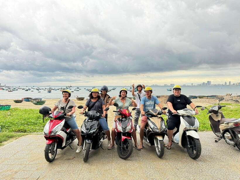 Da Nang City Street Food Private Tour With Local Students - Two food options, two very different experiences