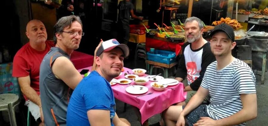 Da Nang: Hidden Street Food By Walking Tour with Local Lady - What the $57 Price Covers