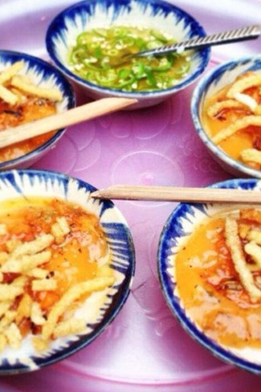 Da Nang: Hidden Street Food By Walking Tour with Local Lady - A Third Food Stop on the Beaten Path