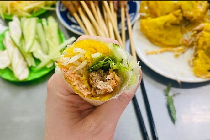 Da Nang Street Foodie Walking Tour - Starting at 280 Hoàng Diệu
