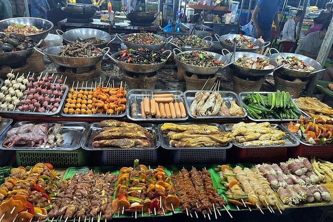 Danang Food Tour With Local Students - Son Tra Night Market After Dinner