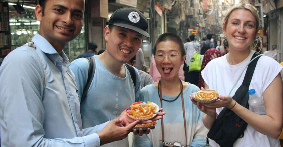 Delhi: Old Delhi Street Food Tour with Rickshaw Ride - Key points to know before you book