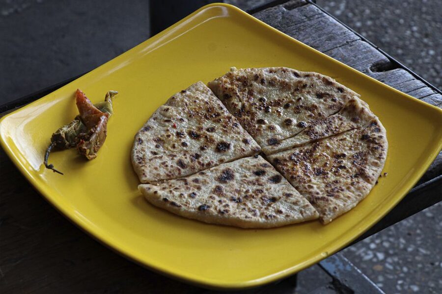 Delhi: Old Delhi Street Food Tour with Rickshaw Ride - Jama Masjid, Matia Mahal, and the move to meat