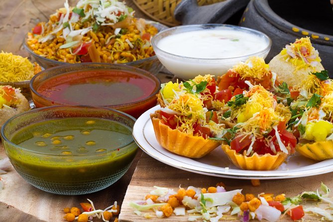 Delhi: Street Food Crawl (2 Hours Guided Food Tasting Tour) - Starting at Lal Mandir beside the Red Fort