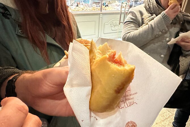 Delicious Milan Street Food Tour Tasting and Sightseeing with Local Guide - A food walk through Milan’s historic center