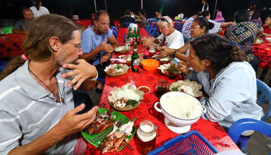 Denpasar: Night Street Food Walking Tour - From Hotel Pickup to Kreneng Market