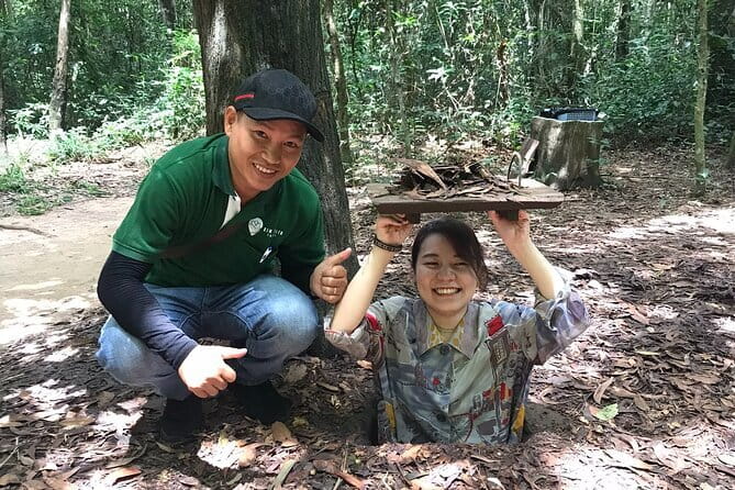 Discover Ho Chi Minh City’s Street Food & Hidden Life by Bicycle - What the student guides add