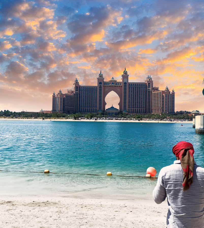 Dubai: City Highlights Tour with Blue Mosque & Street Food - Starting with Souk Madinat and the Burj Al Arab