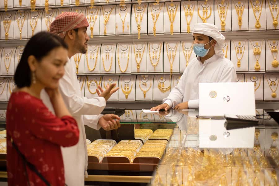 Dubai: Old Town, Creek, Museums, Souks, & Street Food Tour - The abra ride is short but gives the route a purpose