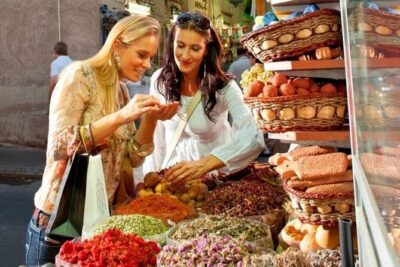 Dubai Old Town, Culture, History, Street food and Souks Tour