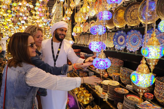 Dubai: Old Town, Souks, Street Food, Guided Tour & Abra Ride - Why Old Dubai works better with a guide