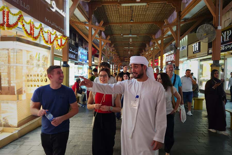 Dubai: Premium Old Town, Street Food, Souks & Boat Ride Tour - Why this tour is a good introduction to Old Dubai