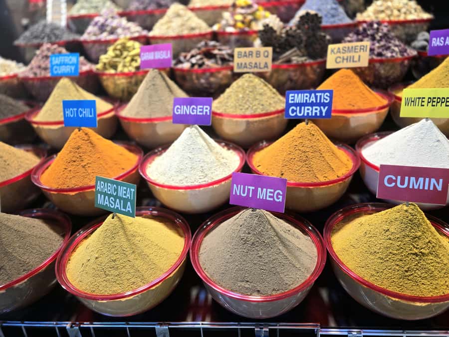 Dubai: Premium Old Town, Street Food, Souks & Boat Ride Tour - Street food, Arabic coffee, and a useful pause