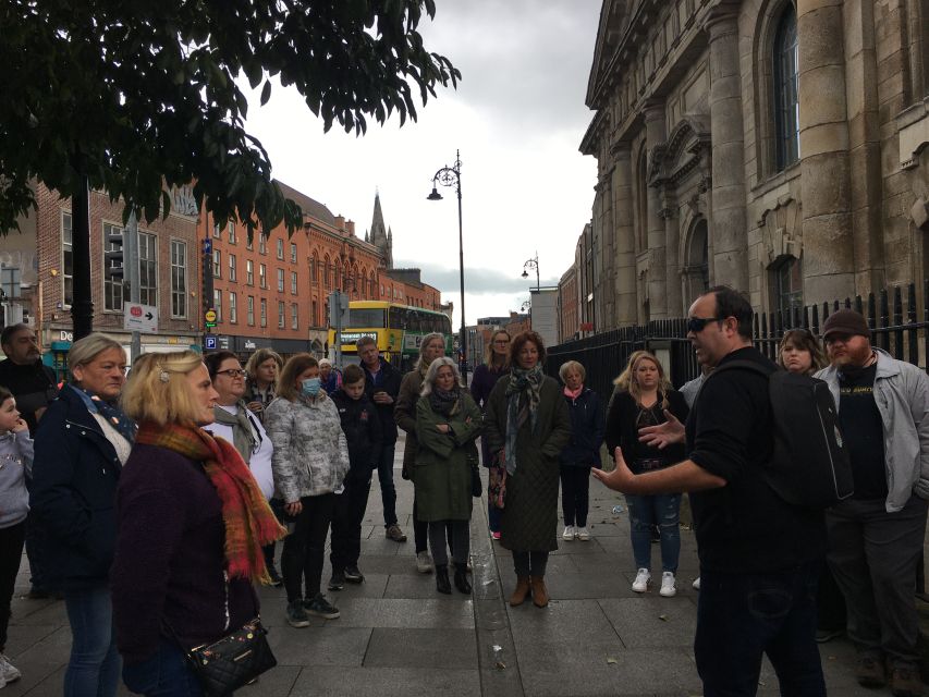 Dublin: Street Food Tour with Local Guide - Dublin history between the bites