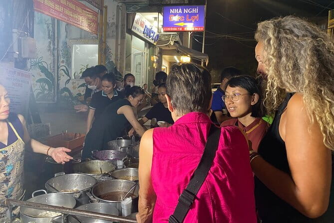 E biking Night Street Food Tour with Local Guide - Why an Electric Bike Works Well in Hue After Dark