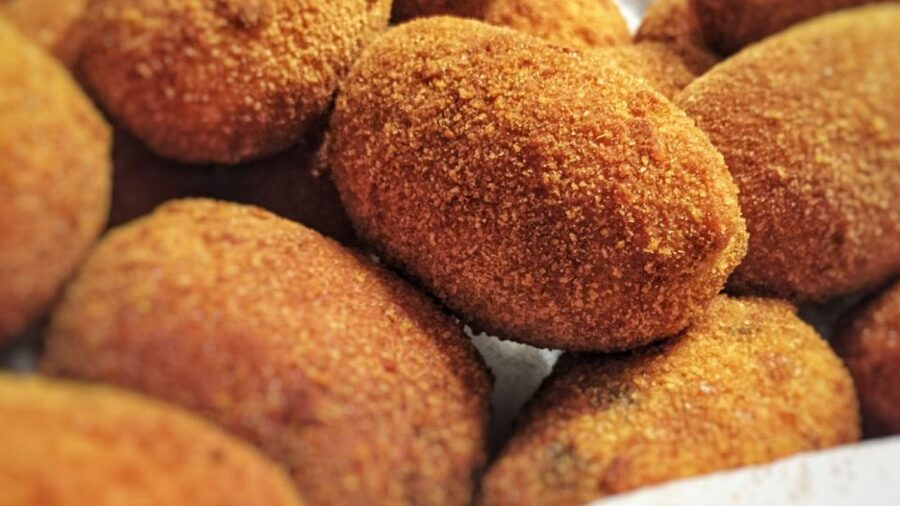 Eat as the Romans do: Trastevere Street Food Experience - Francesco and the value of a local guide