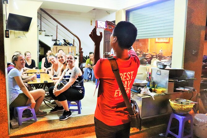 Eat Like a Local: Hanoi Street Food Adventure - What you actually eat during the three hours