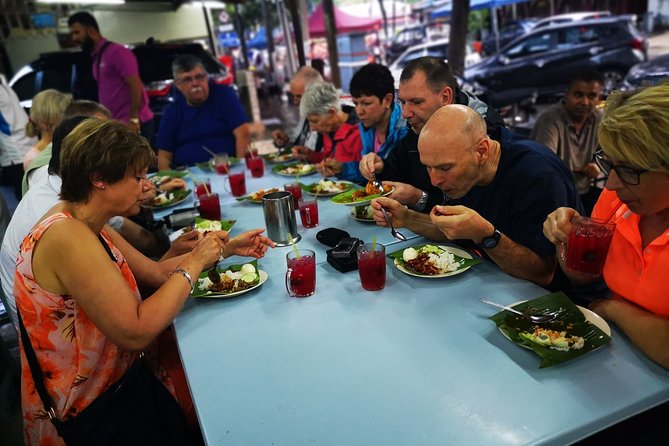 Eat Like A Local: Penang Street Food Tour - Penang Road starts with chendul and hawker snacks