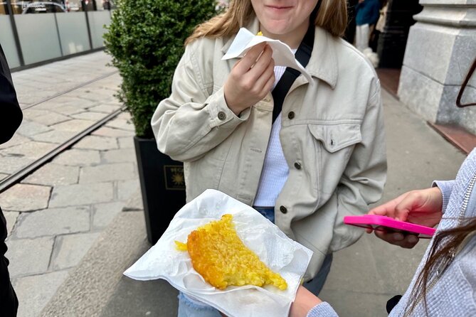 Eating Milan Street Food Tour with Guided Tasting and Sightseeing - La Scala and Piazza della Scala