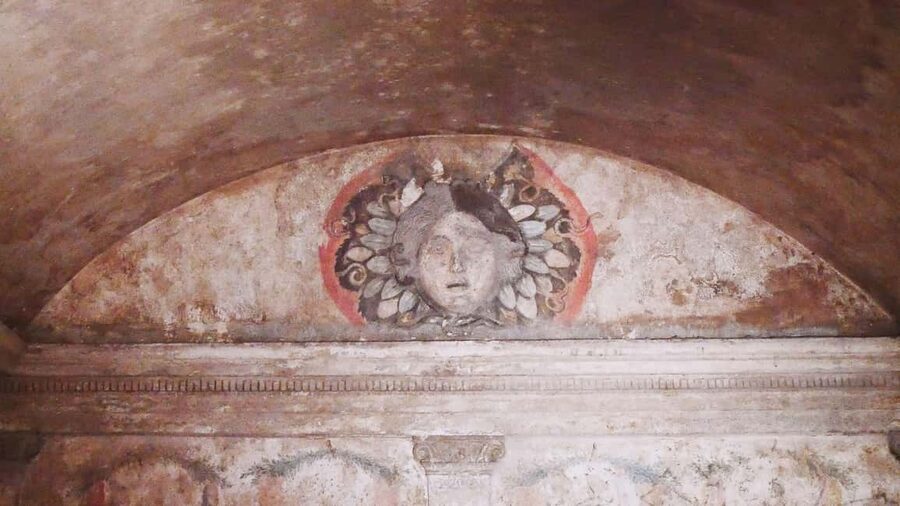 Esoteric Naples: Secrets, Ghosts & Street Food Tour - Timing, meeting point, and practical planning