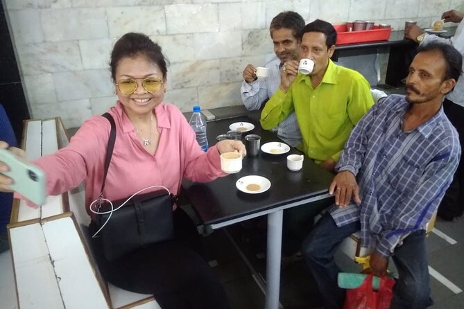 Evening Hyderabad Street Food Walk with Hyderabad Biryani - Second stop: kebabs and open-front grills