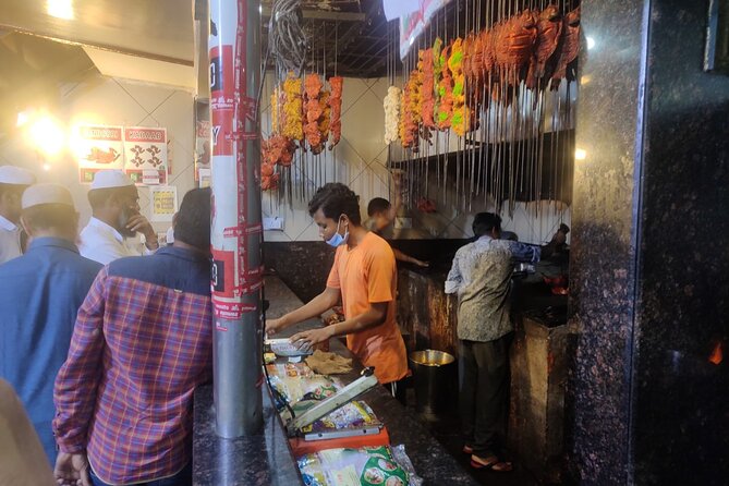 Evening Hyderabad Street Food Walk with Hyderabad Biryani - First stop: Hyderabadi biryani at 6 PM