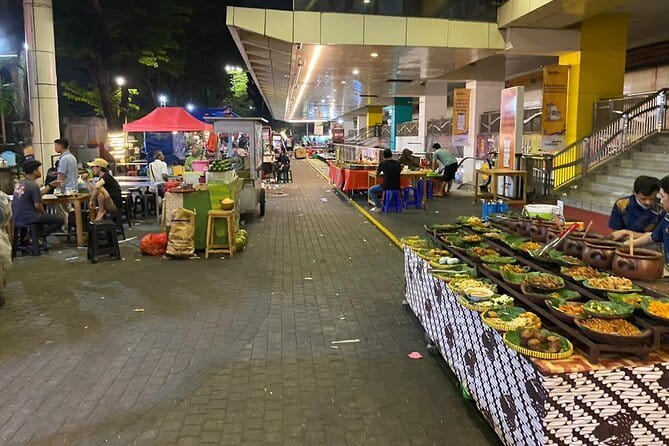 Experience Jakarta Street Food Scene with MRT Transportation - South Jakarta: snacks, local habits, and the cooking process