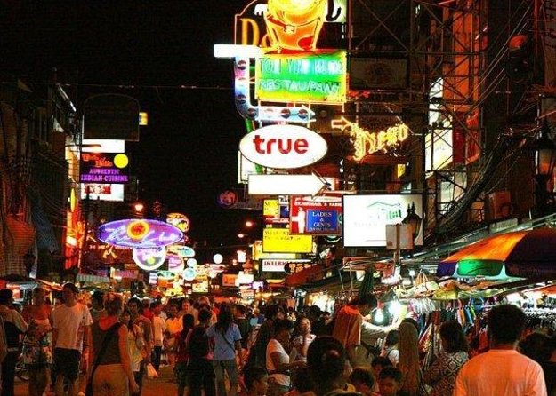 Famous Thai Street Food Tasting Experience! - Key things to know before you book
