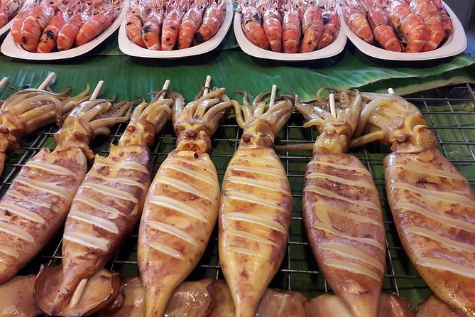 Famous Thai Street Food Tasting Experience! - Or Tor Kor focuses on quality and presentation