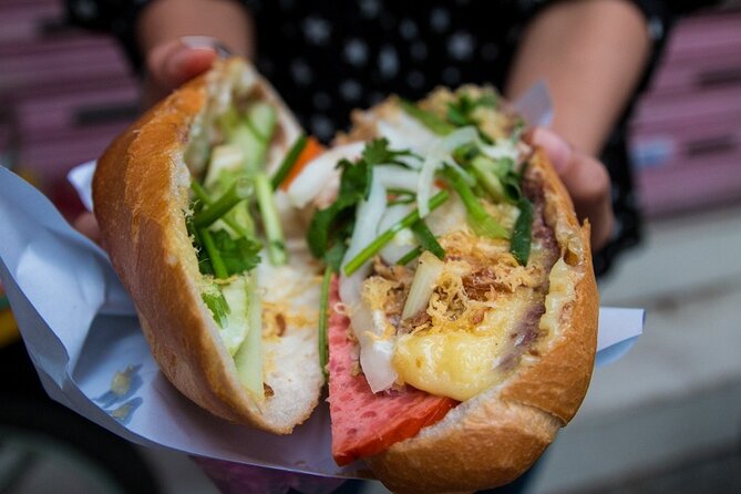 Female Rider | Street Food & Sightseeing By Motorbike - Seeing Ho Chi Minh City from the back of a motorbike