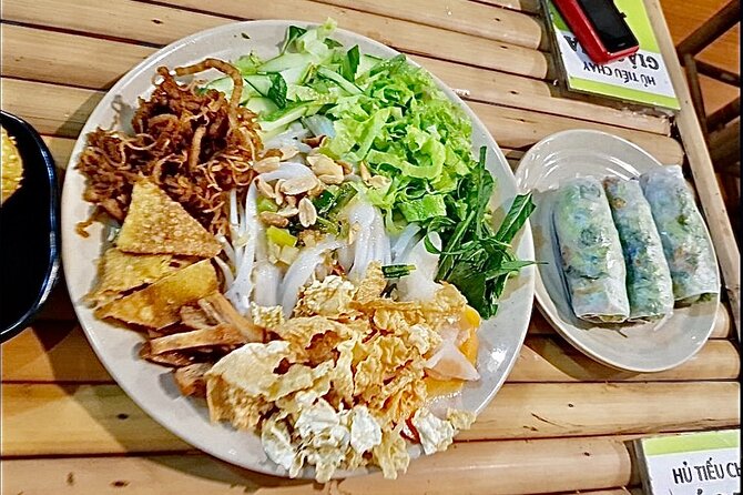 Female Rider | Street Food & Sightseeing By Motorbike - Cholon and District 5, Ho Chi Minh City’s Chinatown