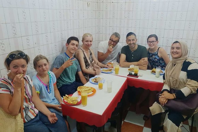 Fez Street Food Tour - Guides who can shape the evening