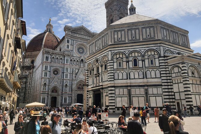 Flavors of Florence San Lorenzo Street Food and Sightseeing Tour - Piazza della Repubblica and old café culture