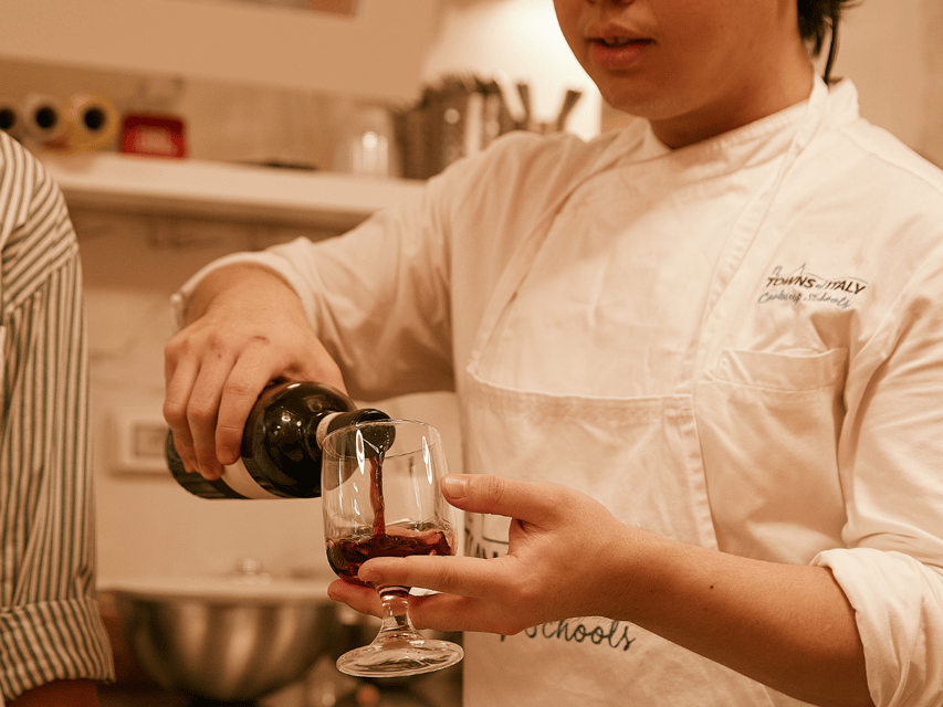 Florence: Cooking Class with Local Food Market Tour - What the chefs add to the experience