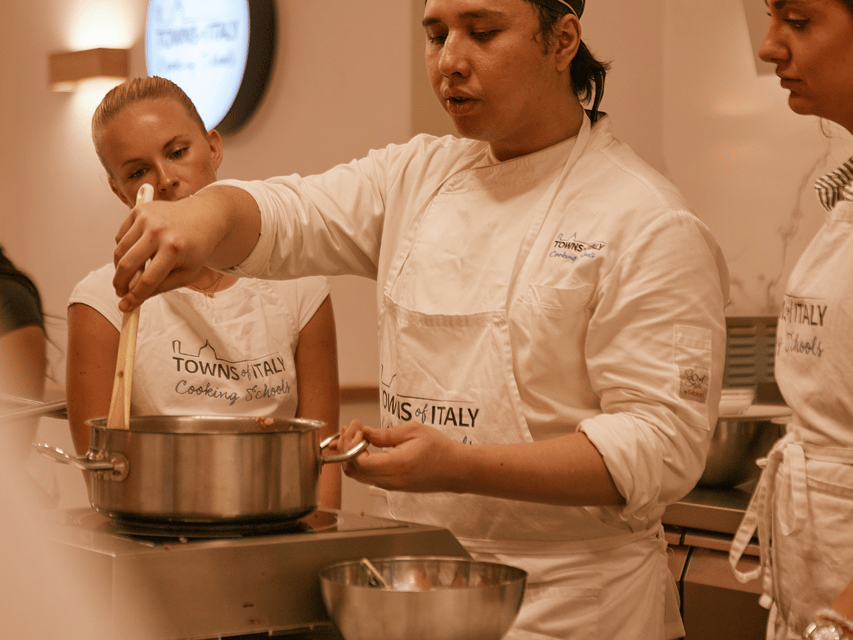 Florence: Cooking Class with Local Food Market Tour - Who should book this experience?