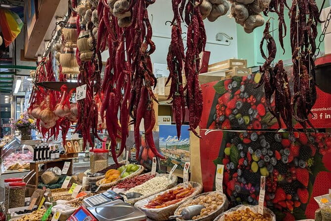 Florence Street Food Walking Tour with wine in Duomo Area - A food-first way to get your bearings in Florence