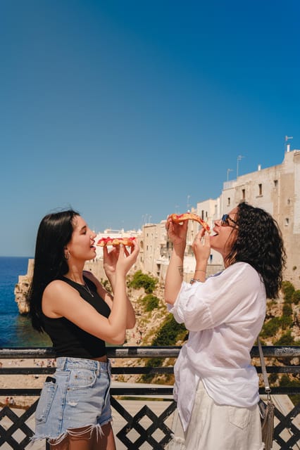 From Bari: 6-Hour Tour to Polignano with Street Food - Walking Polignano’s old town