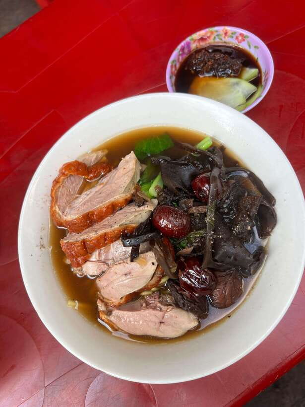 From Ho Chi Minh City: Street Food Tour With Female Guide - Nguyen Hue Street and the changing face of downtown