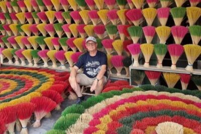 Full-Day Tour of Traditional Craft Villages and Street Food Joys