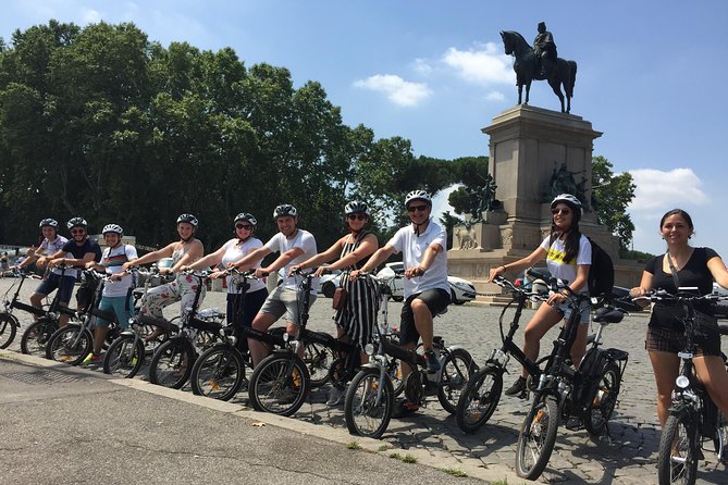 Gems of Rome: Small group E-bike tour with street food stops - Trevi Fountain without giving up the morning