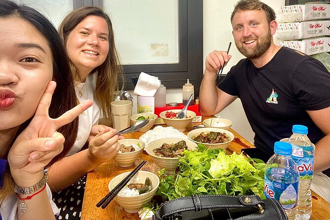 (Group/Individual) HANOI STREET FOOD TOUR - Starting at Hoan Kiem Lake