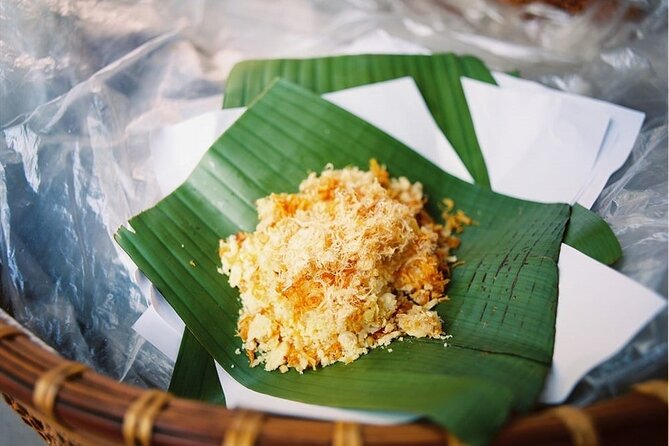 Ha Noi Street Food Tour - Small group size and the guide experience