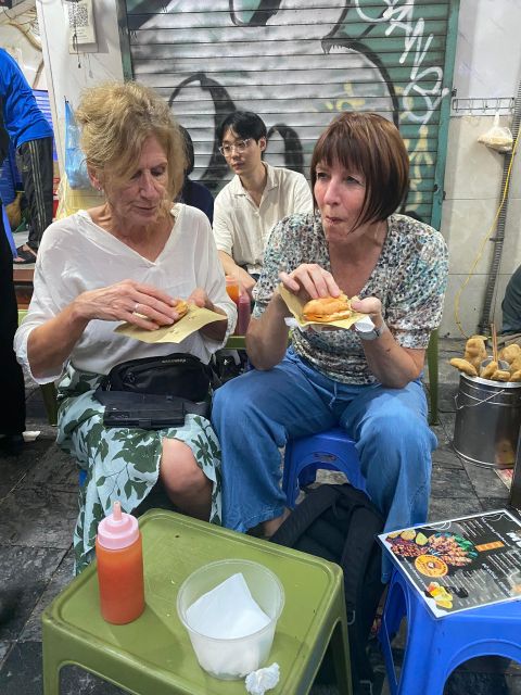 Ha Noi Street food Tour with Train street - Mixed fruit for a cool pause