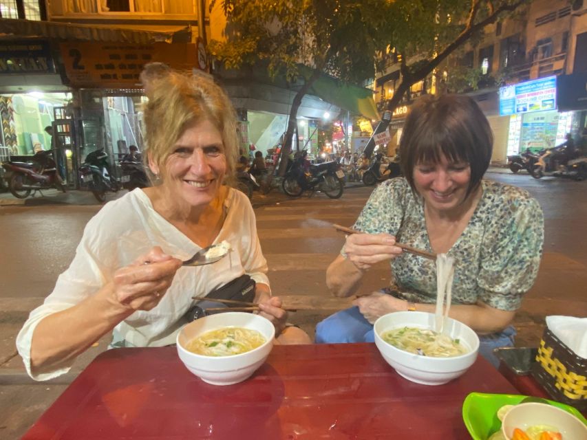 Ha Noi Street food Tour with Train street - Egg coffee and the Train Street question