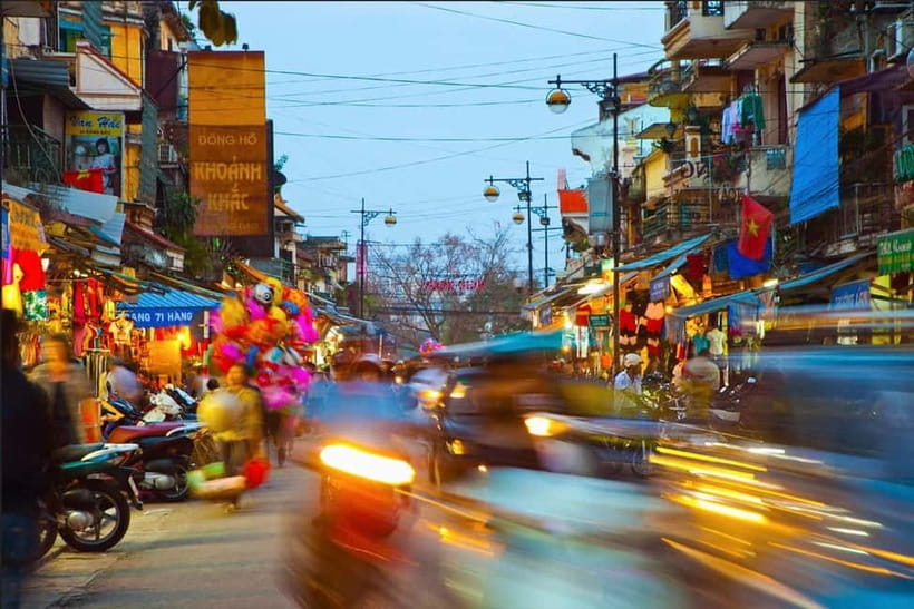 Hanoi: Authentic Old Quarter Street Food Walking Tour - Seven to Ten Stops, From Stalls to Family Kitchens