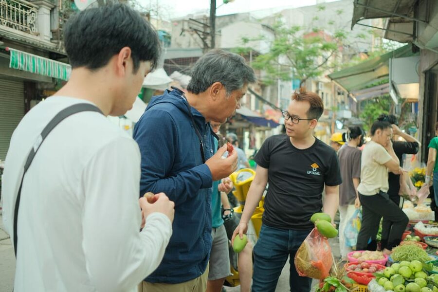 Hanoi: Authentic Old Quarter Street Food Walking Tour - What This Tour Does Not Promise